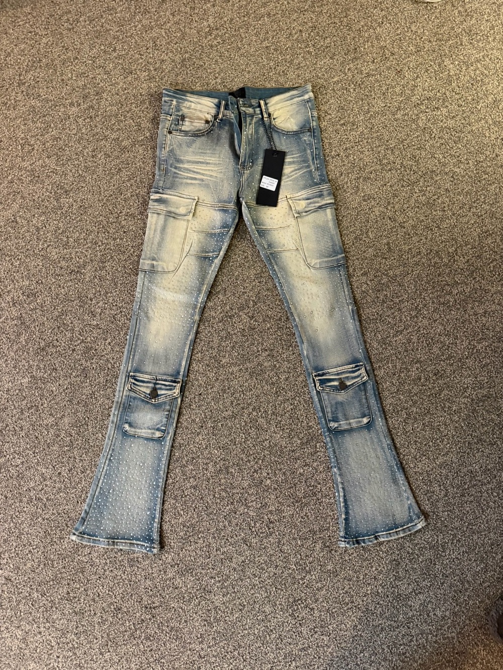 Supply Streetwear Women's Light Wash Distressed Cargo Jeans - Blue